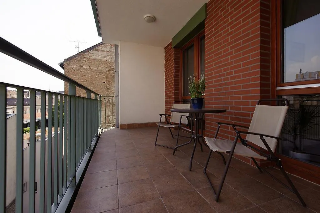 Rail Run Apartment Budapest 0*,