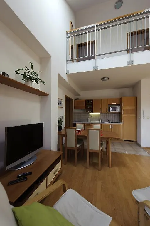 Rail Run Apartment Budapest
