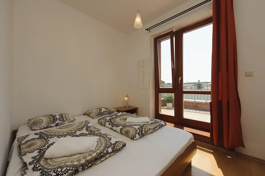 Rail Run Apartment Budapest
