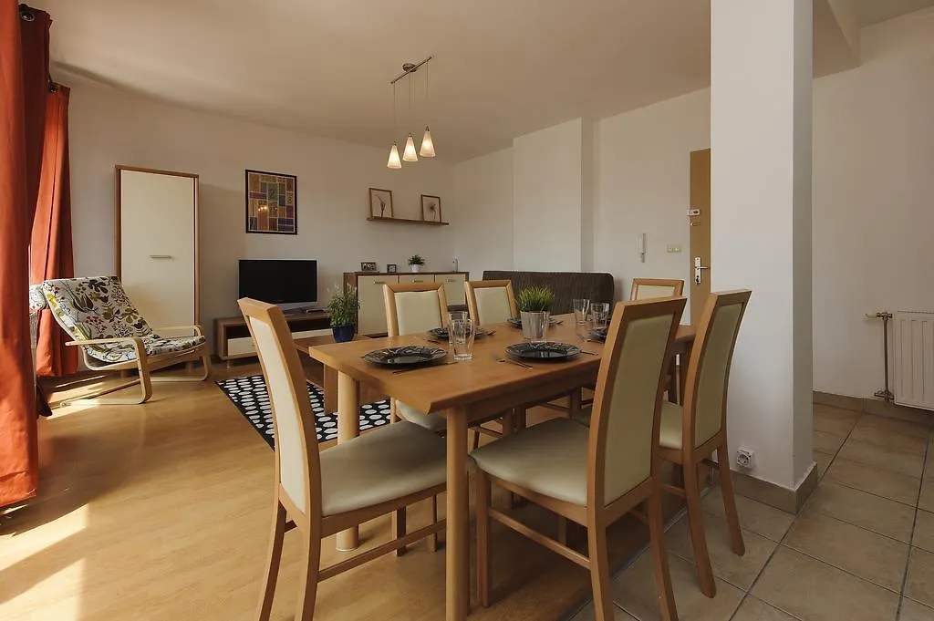 Rail Run Apartment Budapest